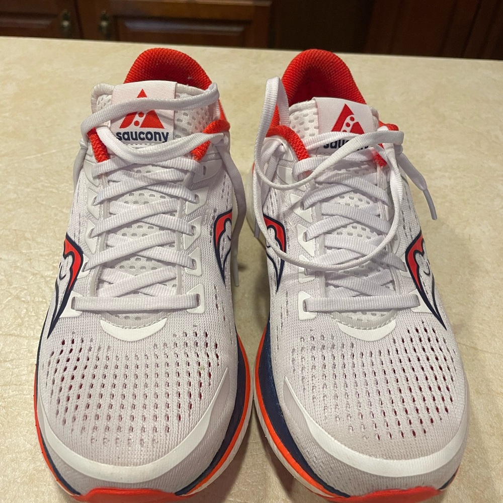 Saucony Endorphin Speed 3 Women